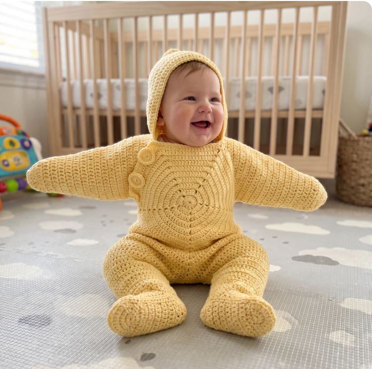 Star Snuggle – Handcrafted Baby Star Cocoon